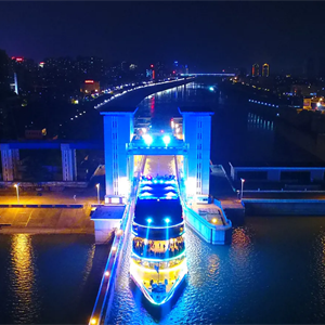 “交运*长江夜游”